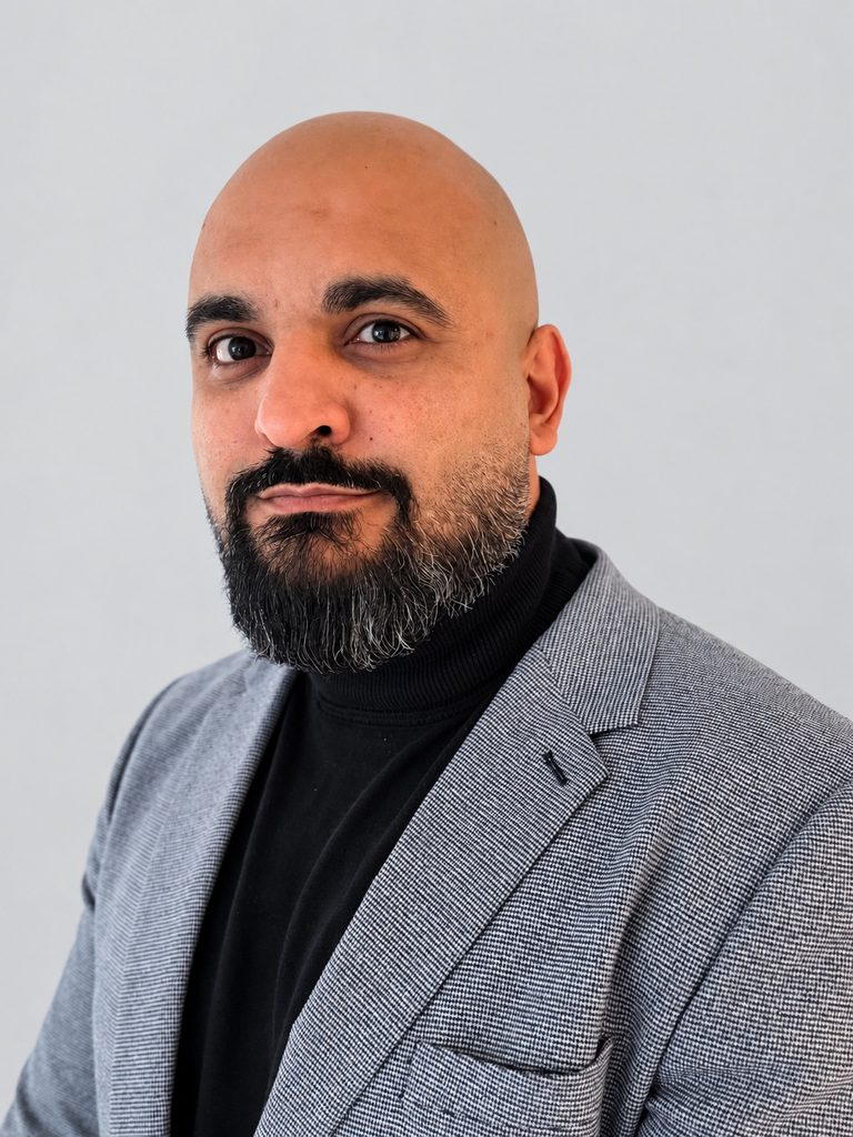 Reza Taghvai